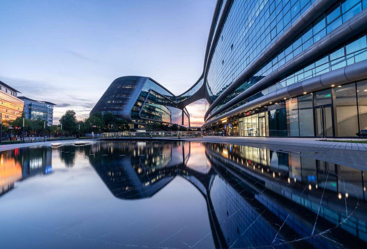 昂立教育：拟出售KPS100%股权