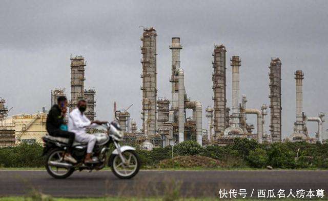 碳酸锂多头大撤退：一场“白色石油”的博弈战