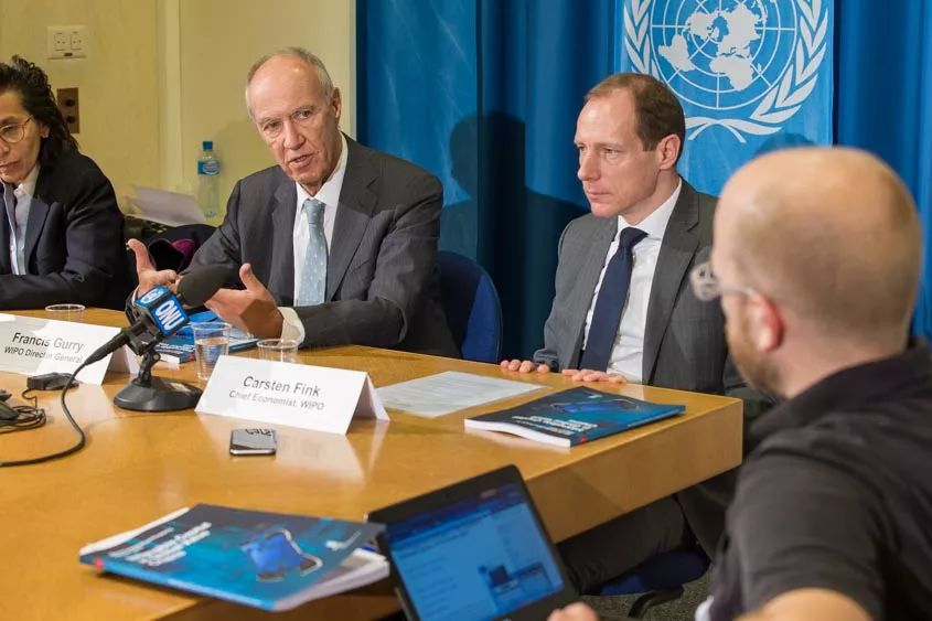 越媒述评：加强知识产权建设 满足国家发展需求