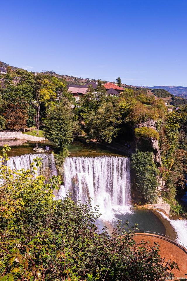 专家称到2030年波黑电力分配系统需投入14亿马克进行升级改造