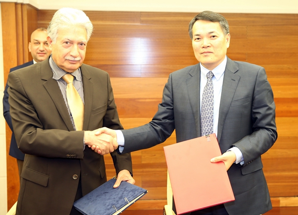 中国—芬兰经贸联委会第25次会议在芬兰赫尔辛基召开