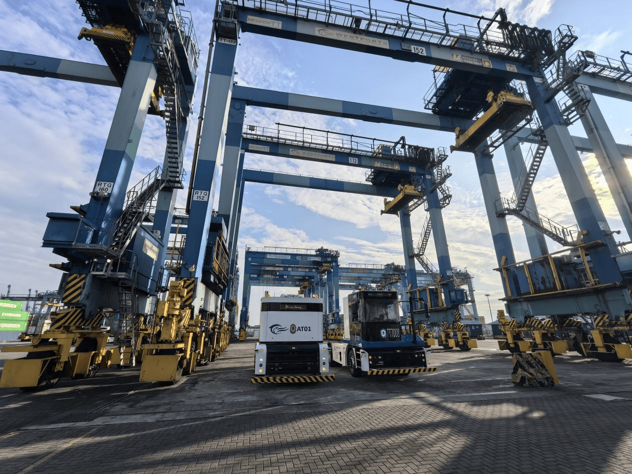 国家能源局等四部门：重点突破能源装备智能感知与决策融合技术 推进终端场景协作机器人、人形机器人研发