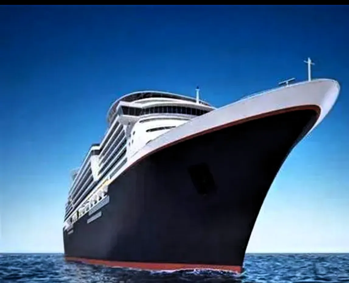 全球首条中欧北极集装箱快航正式通航