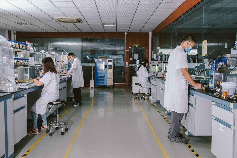 阿特斯大宗交易成交334.20万元