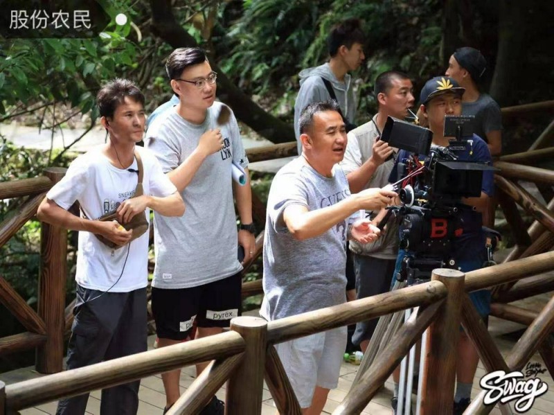 钨价狂飙：上游“惜售”与下游“断炊”