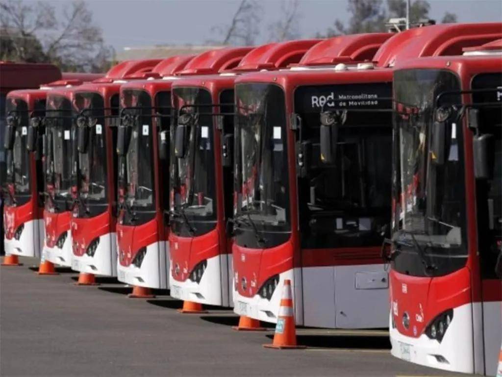 中通客车首次进入迪拜公交系统