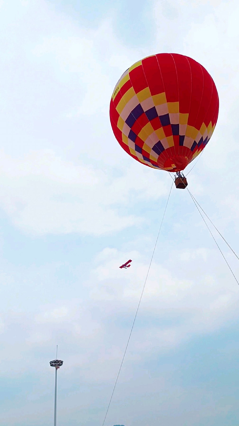 四川阆中：低空水上飞机领航“水陆空”模式解锁古城新体验