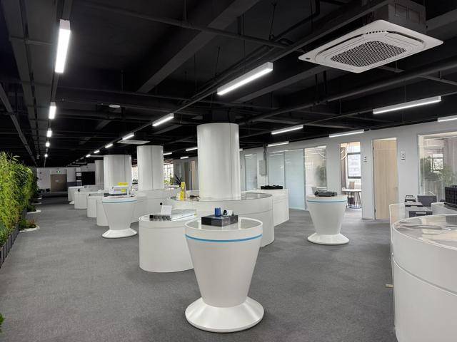 宏微科技亮相PCIM Asia 锚定AI数据中心供电新蓝海