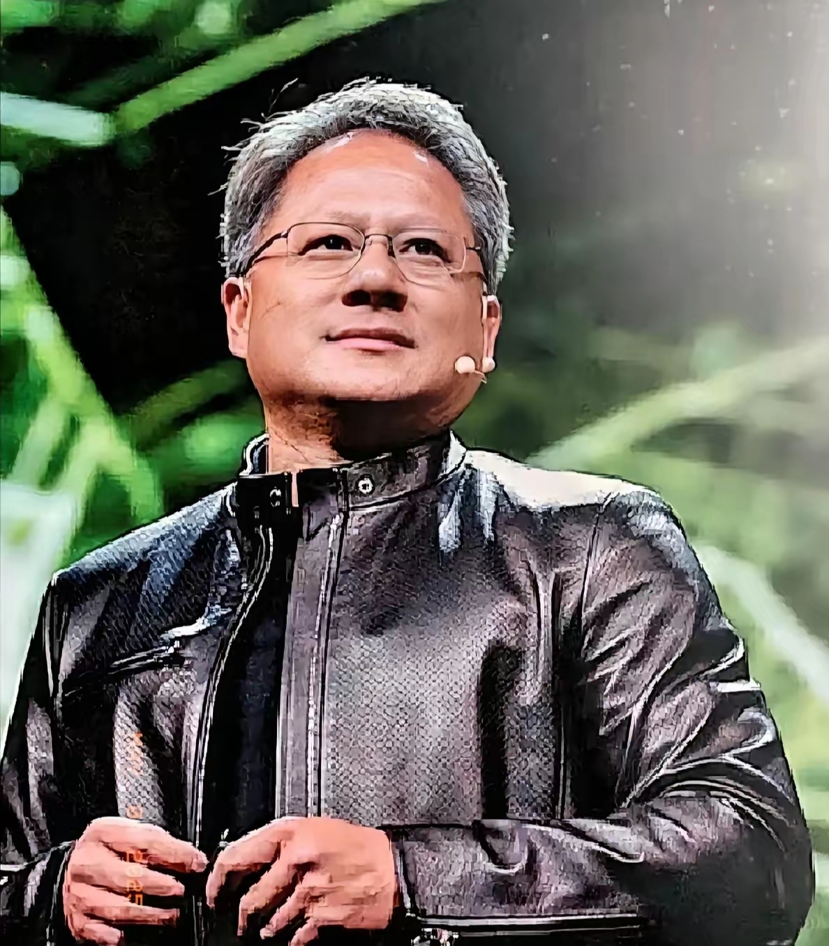 黄仁勋确认英伟达投资xAI？官方未置评，科技巨头加速结盟AI基建投资