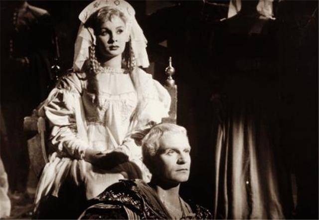 霉霉重写哈姆雷特的悲剧