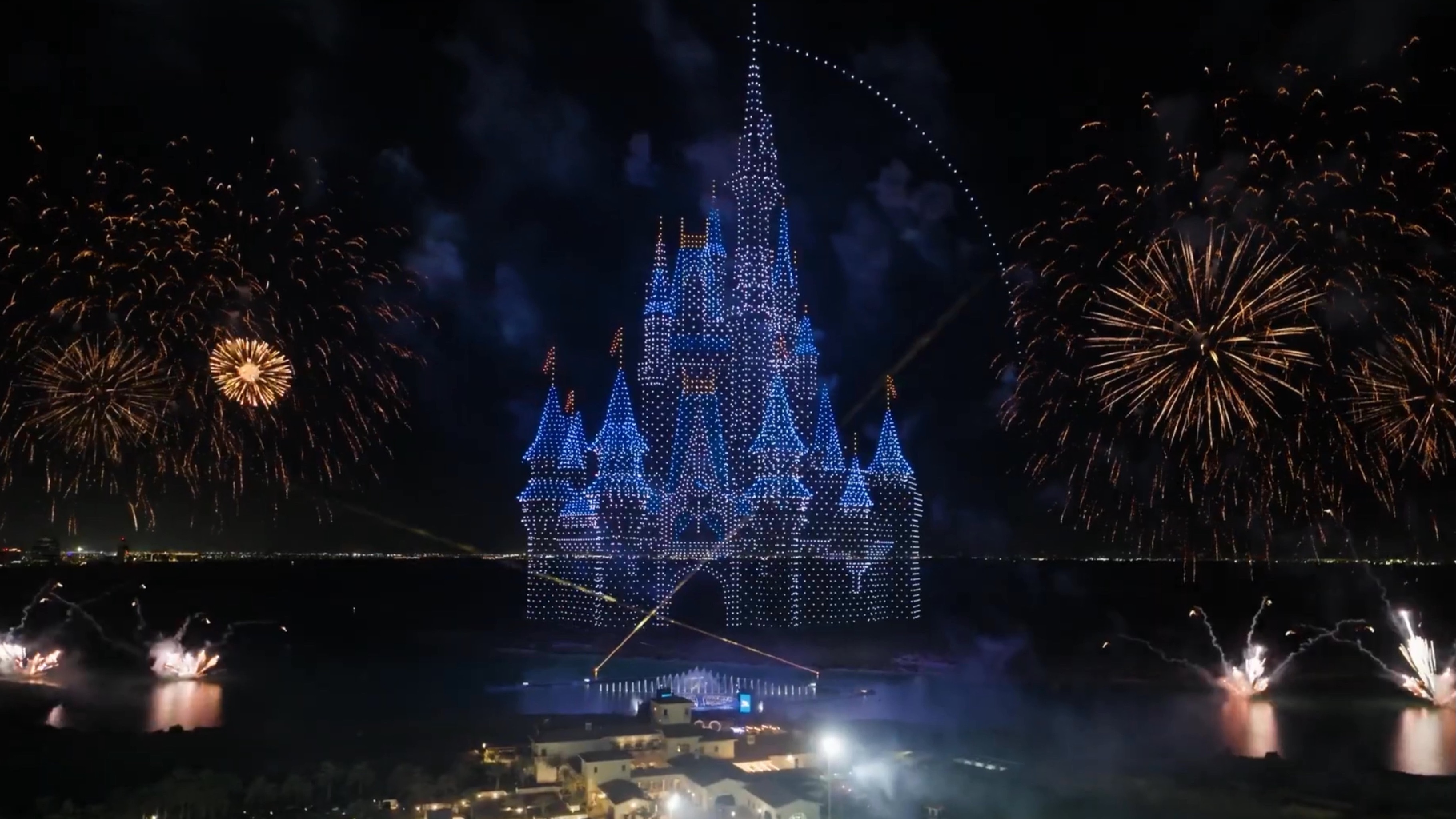 阿布扎比成功实现无人机包裹配送试运行