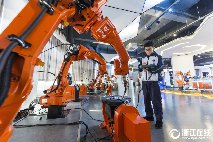 英伟达和阿布扎比研究所联合建立人工智能和机器人实验室