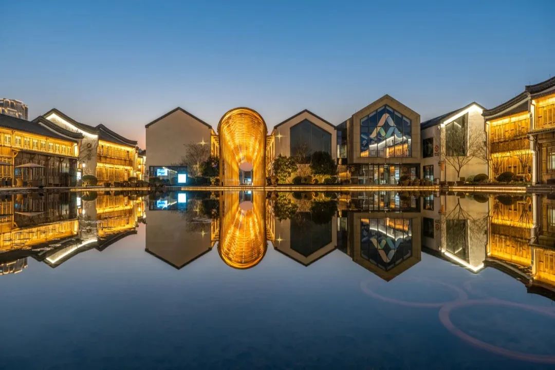 深圳知名地标半价易主背后：谁的“阳谋”？