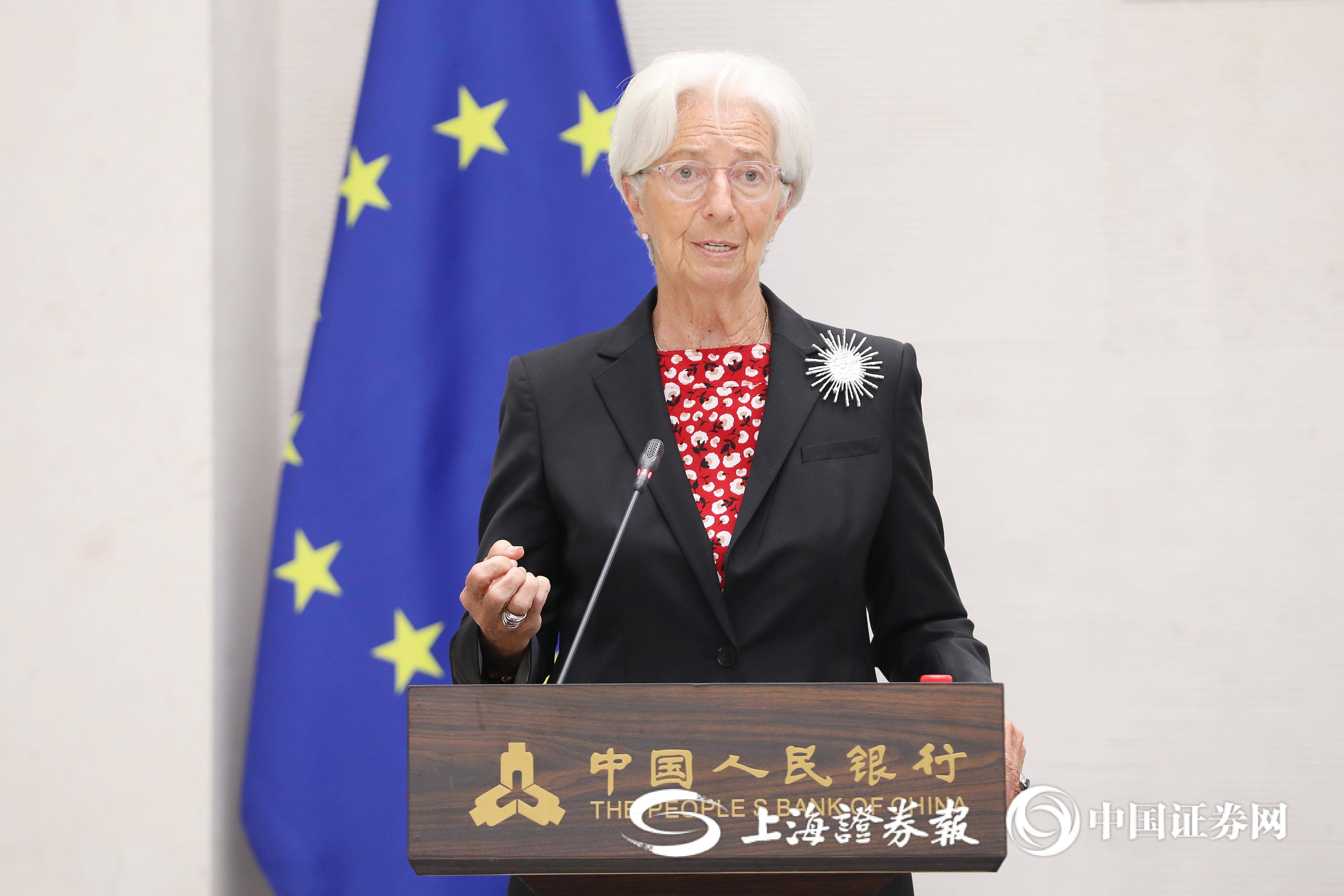 人民银行副行长邹澜：立足中国国情 构建与科技创新相适应的科技金融体系