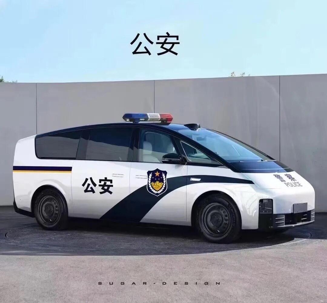 上海一辆Mega爆燃，理想紧急回应：车门顺利打开