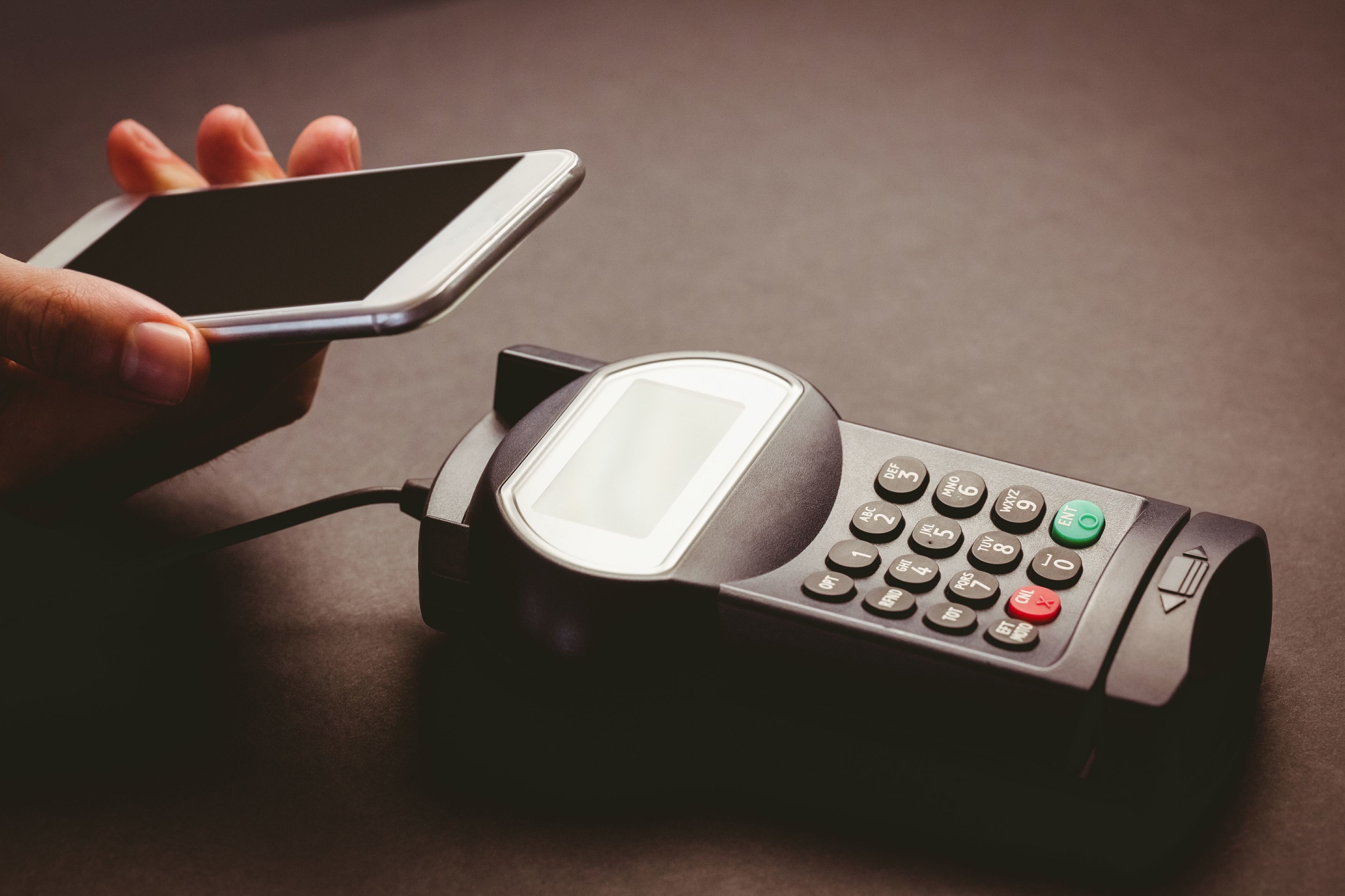 阿布扎比机场与Al Hail Holding达成协议 推动支付变革转型