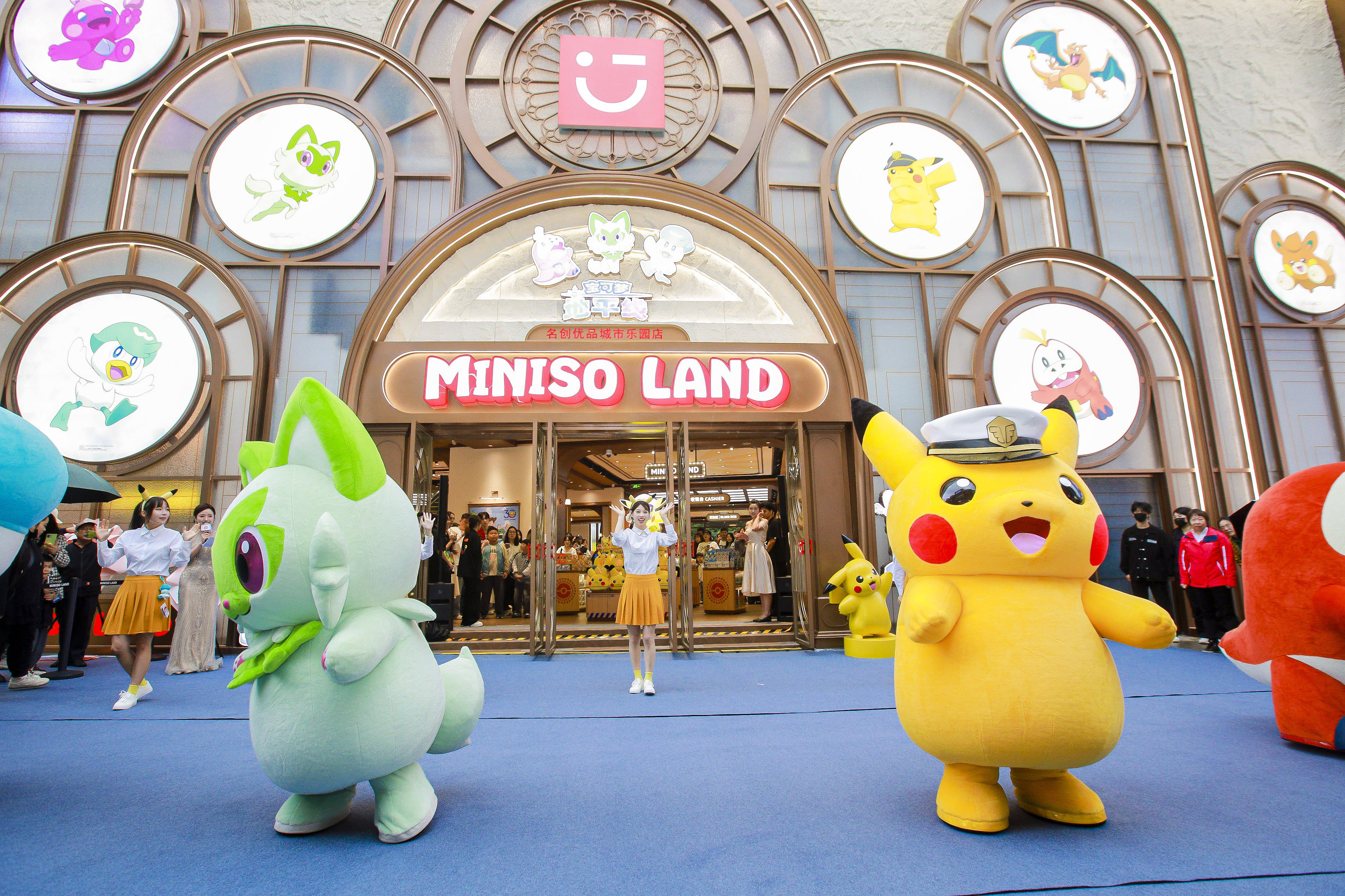 名创优品最新店态MINISO FRIENDS深圳亮相 首发经济成购物中心“流量密码”
