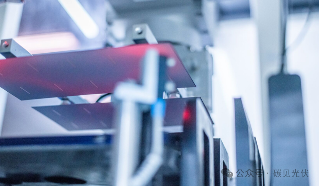 创维数字：三季报营利双降，智能终端业务持续收缩，欲溢价超3倍出售子公司