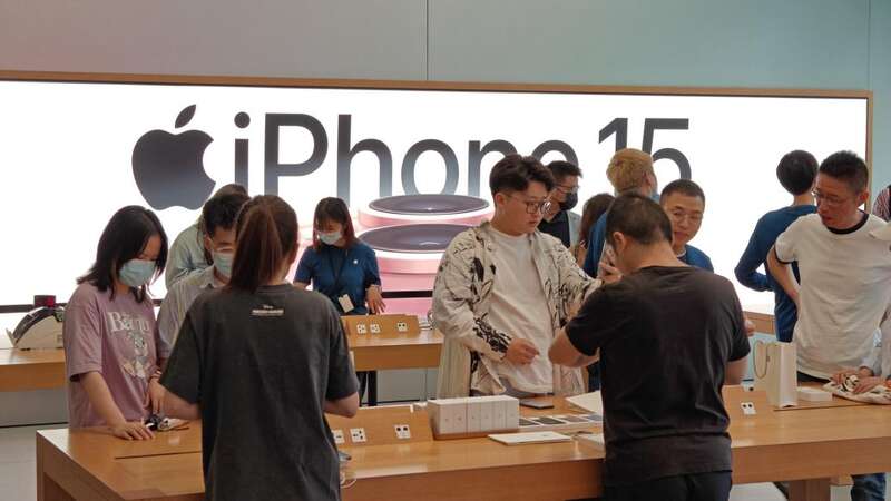 王文涛部长会见苹果公司首席执行官库克