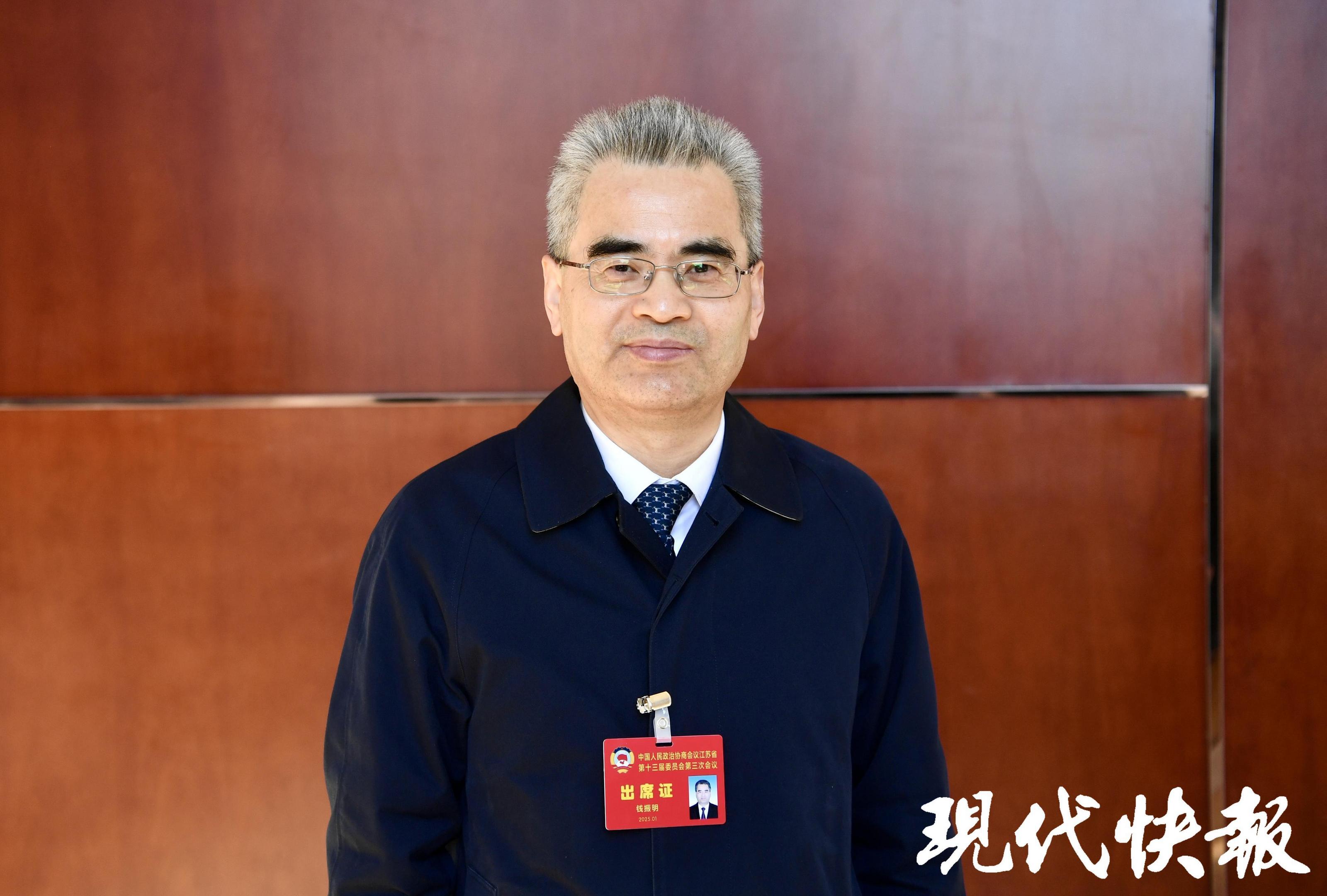 吕瑞浩公参会见江苏省政协团组