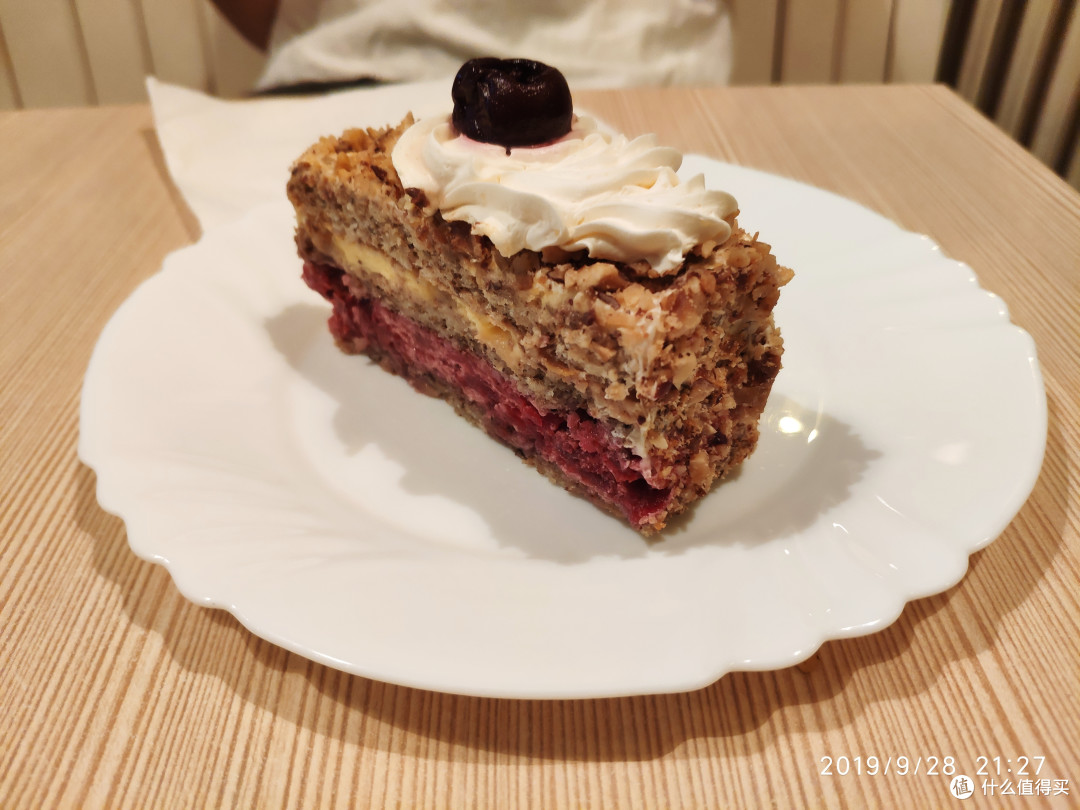 波黑9月一篮子消费品价格为3431.6马克