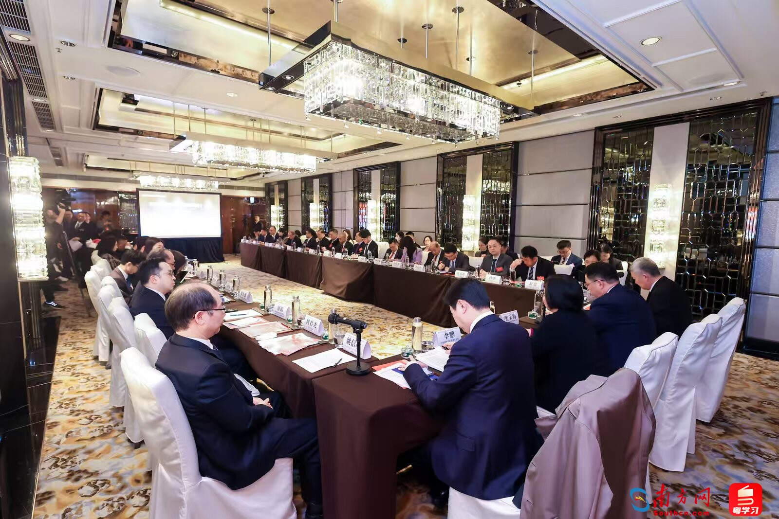 投资中国专栏 | 商务部召开政策解读专场外资企业圆桌会