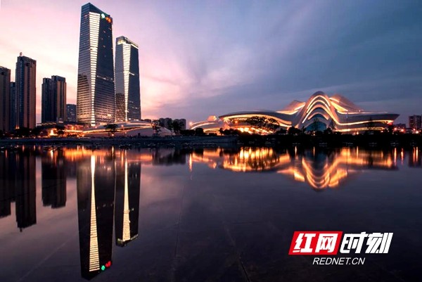 中金公司牵头协助财政部成功发行40亿美元主权债券