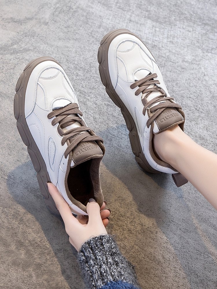 波黑联邦纺织皮革橡胶鞋业签署集体协议确立最低时薪标准