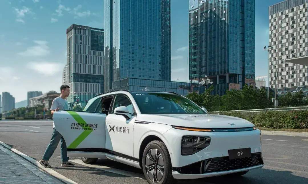 小鹏汽车豪赌Robotaxi，用意何在？