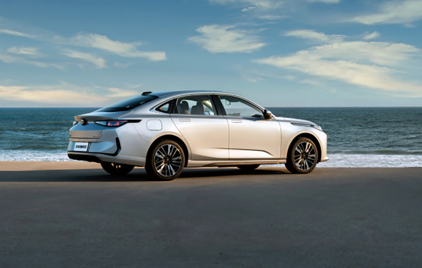 A06与林肯同源制造 长安启源以“豪华”出击主流市场