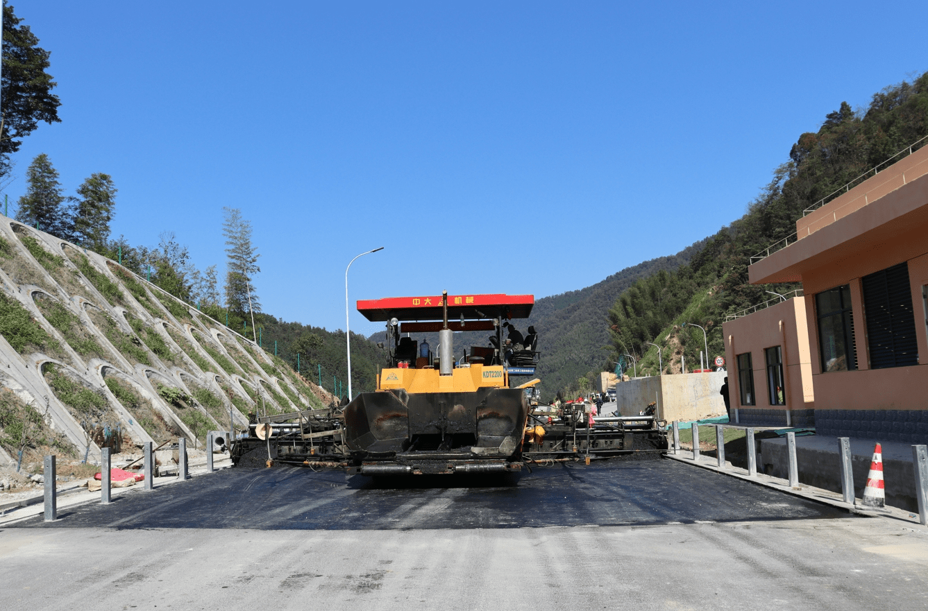 现代投资：正在积极对接湖南高速集团 探索通过多种方式将优质高速路资产注入上市公司