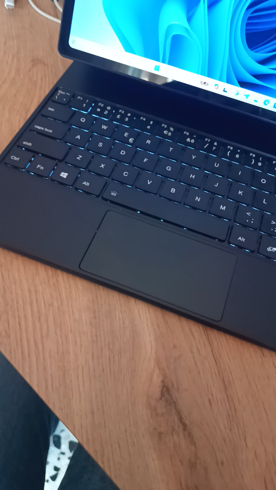 珂玛科技：12英寸静电卡盘已完成验证并实现小规模量产