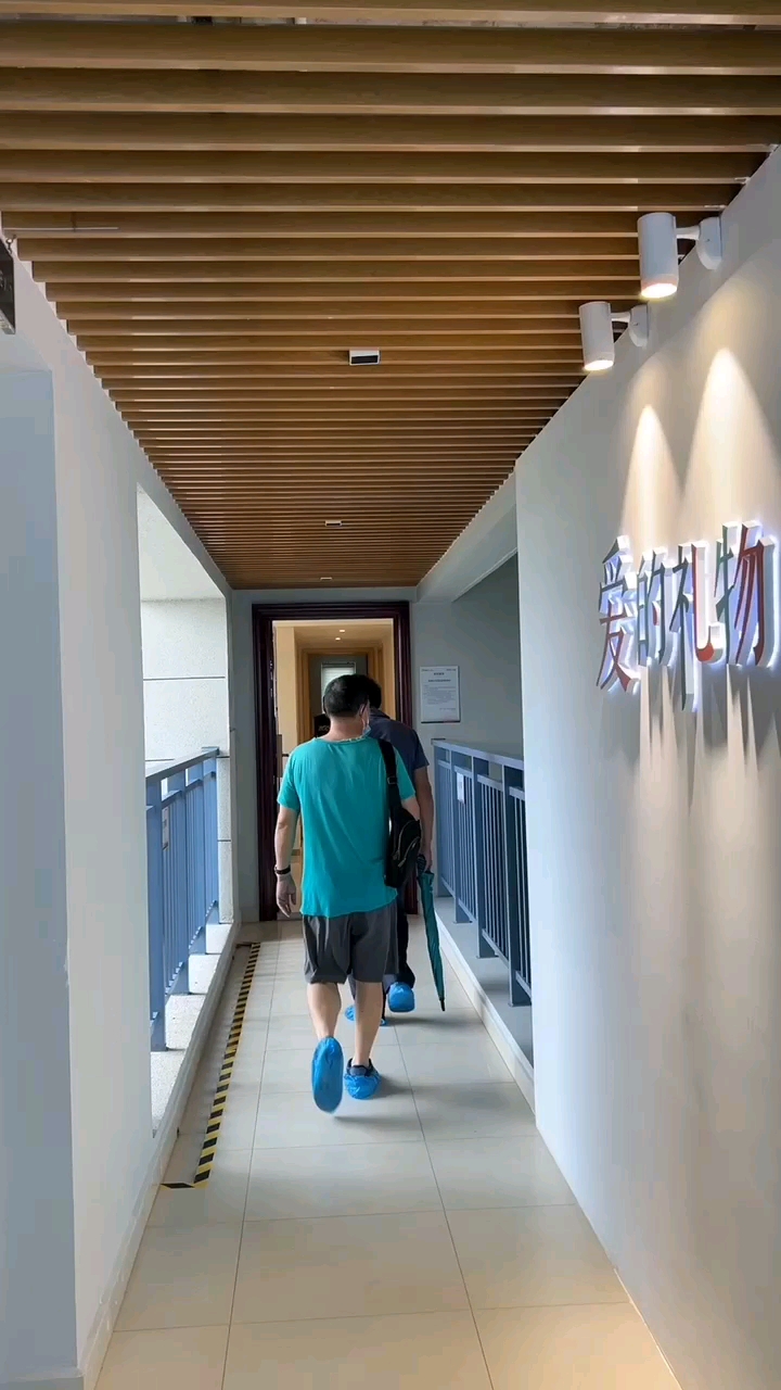 宝龙实业：未按期清偿“H19宝龙A、H19宝龙B”回售本金7.21亿元及利息4138.98万元