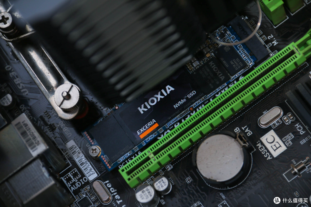 铠侠财报带崩全球存储公司股价，A股存储板块大跌