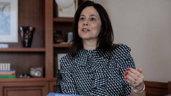 沃尔玛换帅，多次提及“AI”