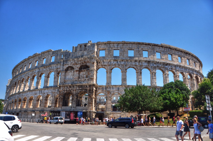 波黑与克罗地亚开通周末国际铁路新线路