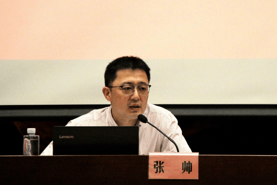 财政部长称喀麦隆2025年GDP将突破4%,并对财政纪律表示赞赏