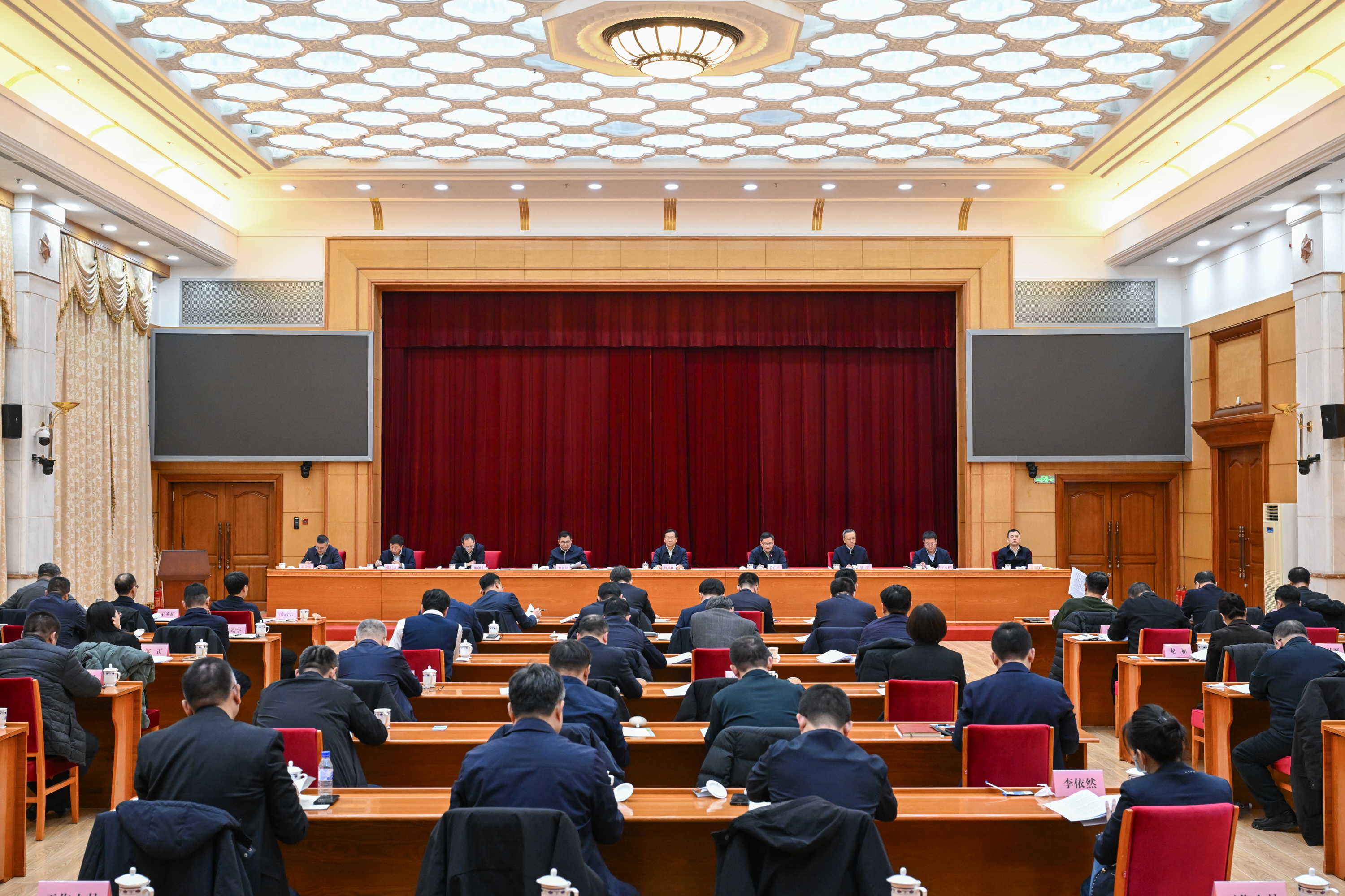 住建部：全国城市更新推进会召开