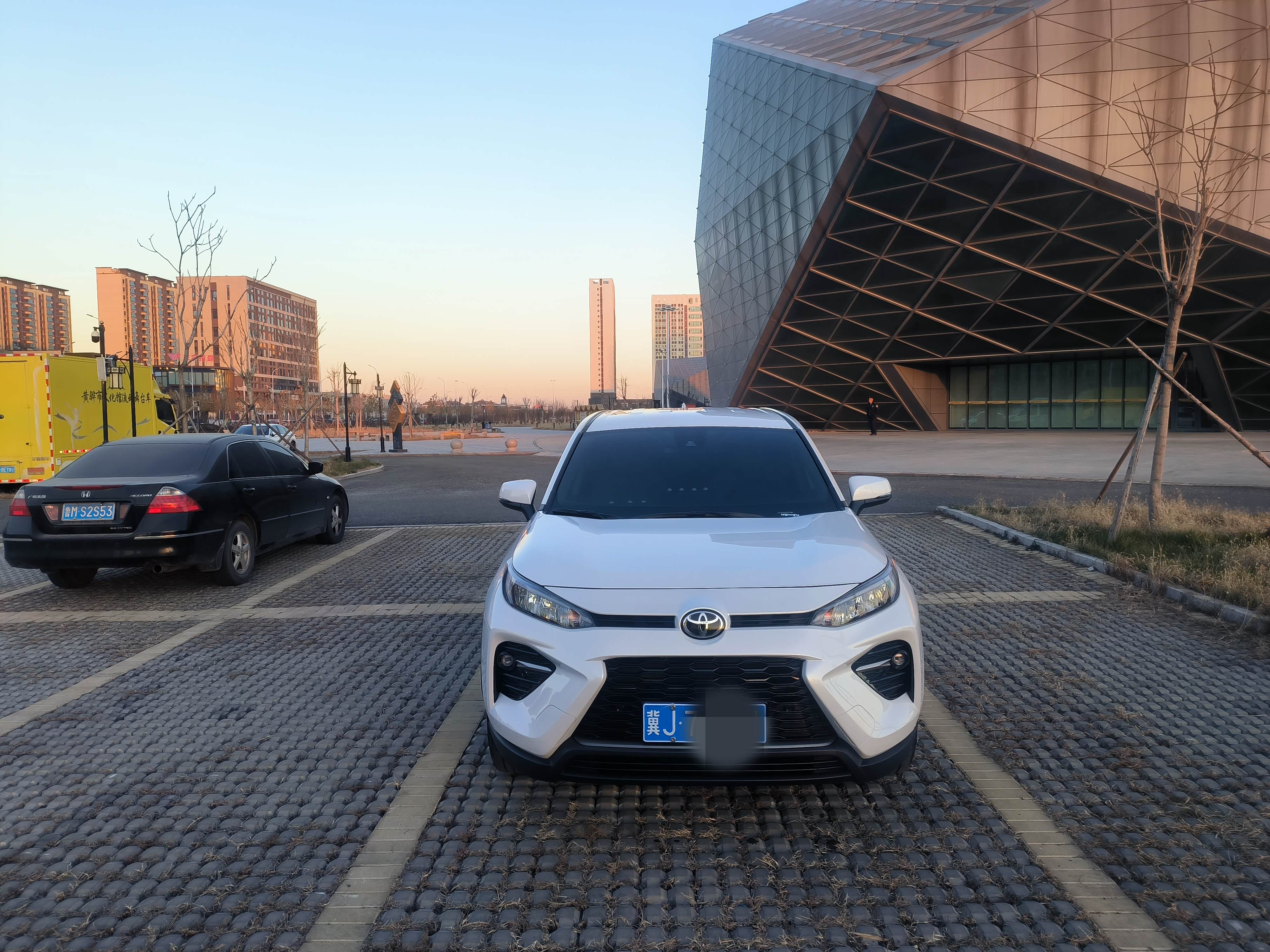 全新换代威兰达15.98万起售,“丰田史上最好油车”含金量几何