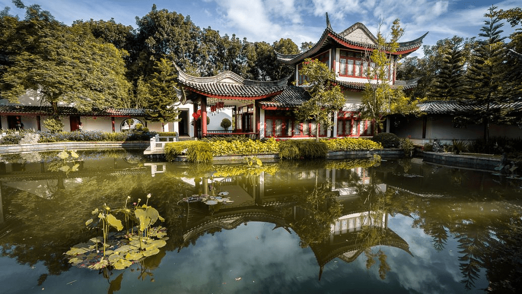 行业复苏难挽业绩颓势，云南旅游三季报扣非净利续亏超1.3亿，核心旅游文化科技板块业绩疲软