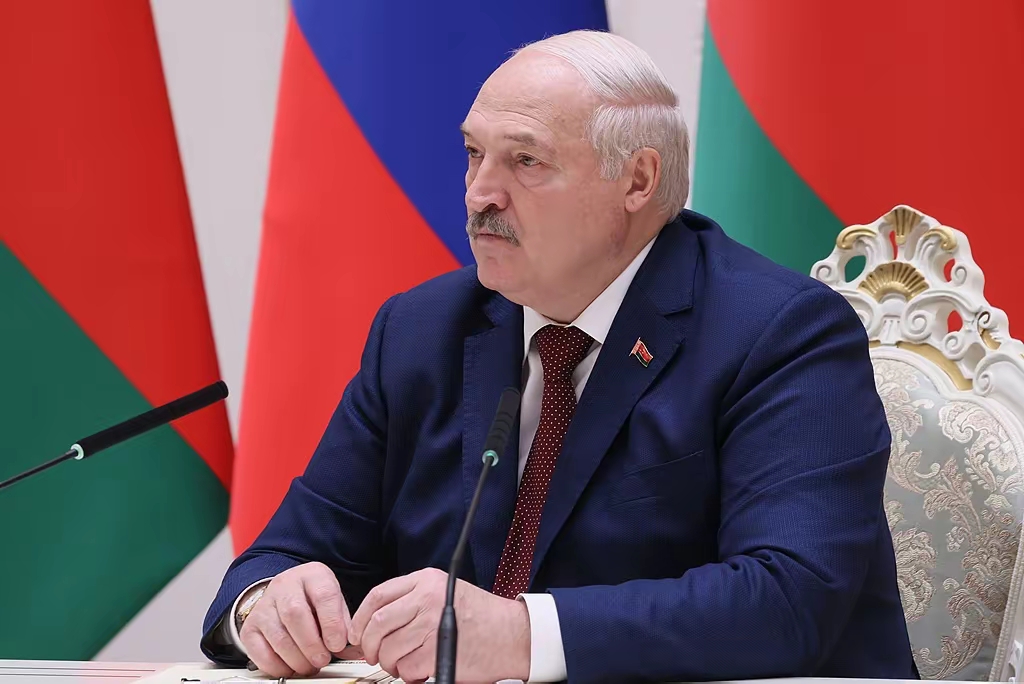 卢卡申科称白俄罗斯今年收获粮食超1100万吨创历史新高