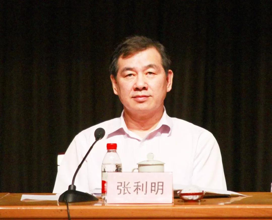 北京银行党委书记、董事长霍学文与辽宁方大集团董事局主席方威会谈交流