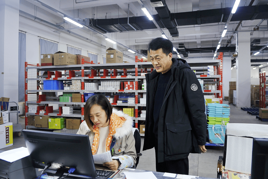 华润医药：拟发行30亿元中期票据