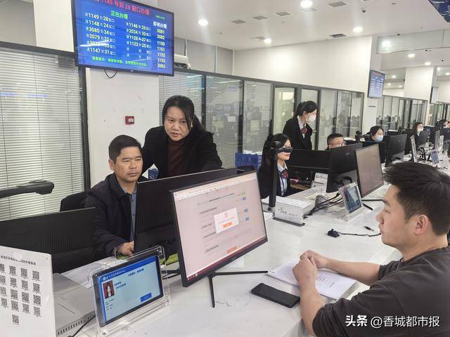 唐中东大使会见毛里塔尼亚地方材料工程局长