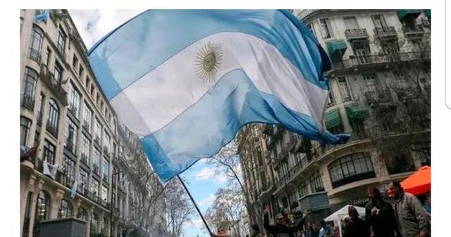 阿根廷政府下调利率并释放重振经济信号