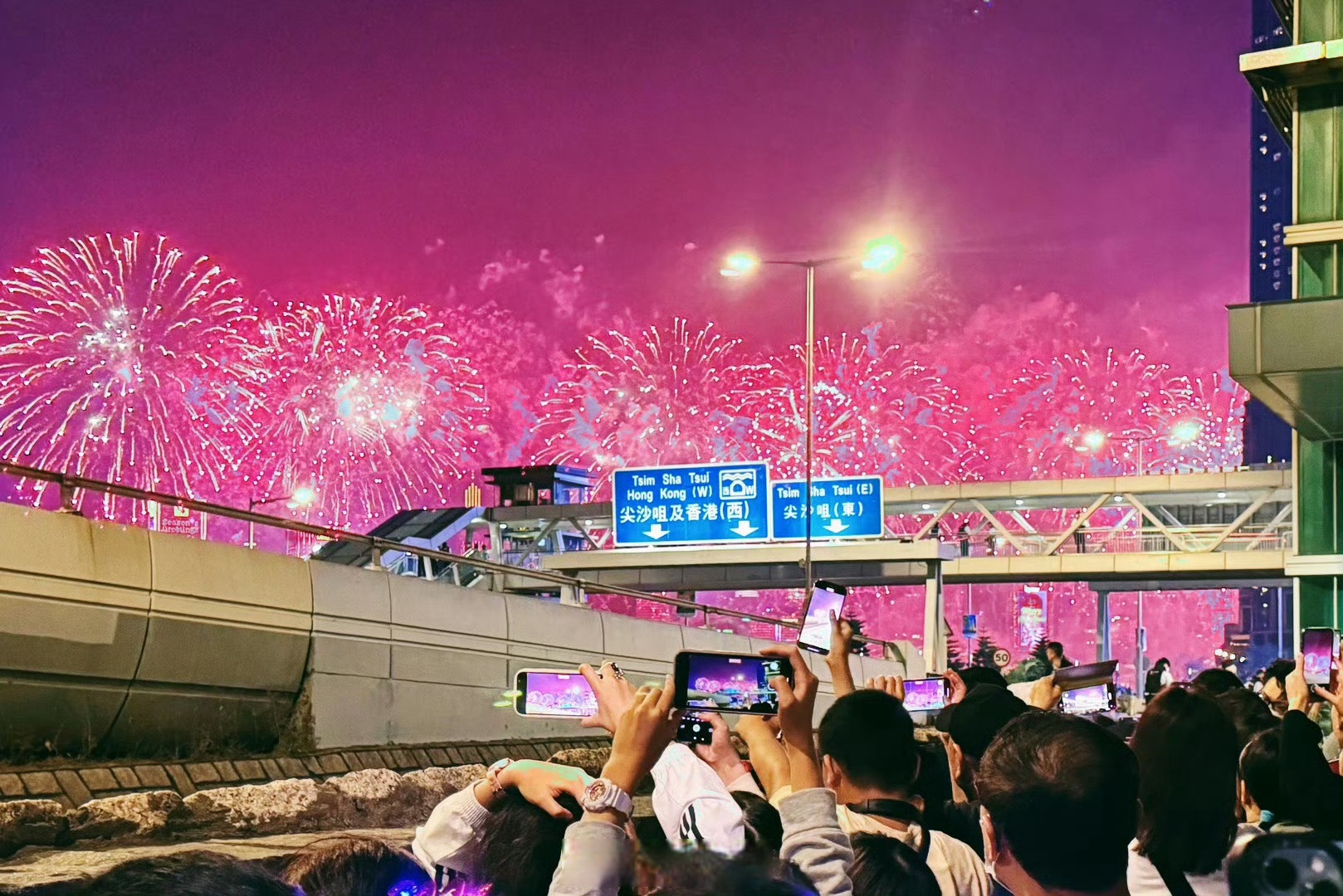 财政部下周将在香港发行70亿元国债