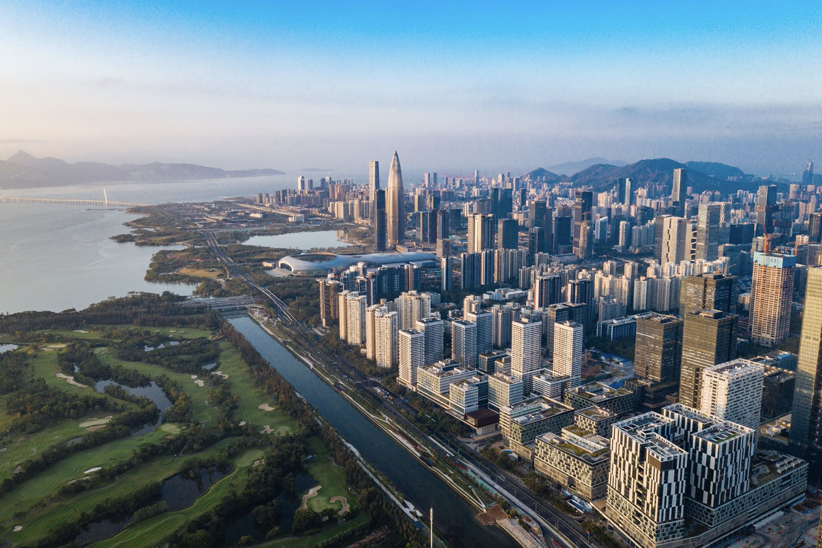 加纳8月经济同比增长5.1%