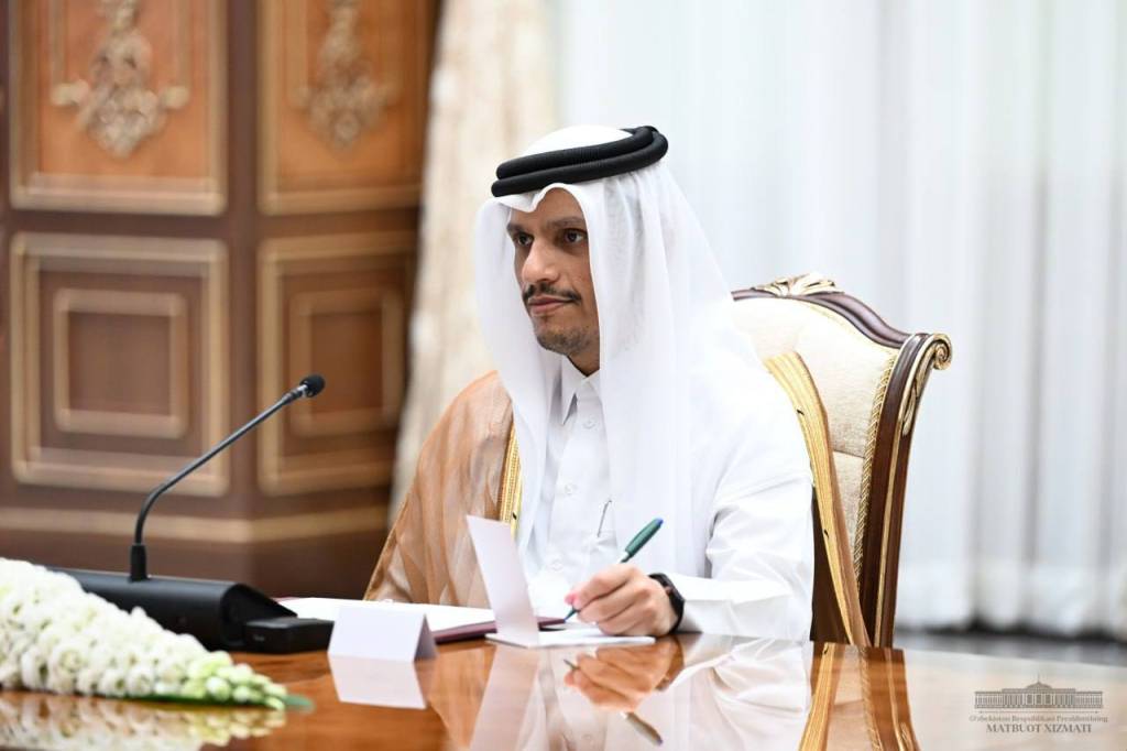 乌兹别克斯坦总统听取铁路行业发展汇报