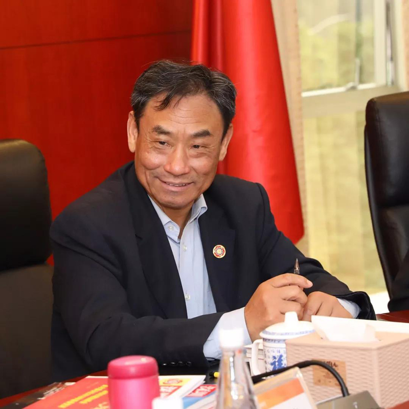 吕瑞浩公参会见非洲中国商会秘书长吴久义