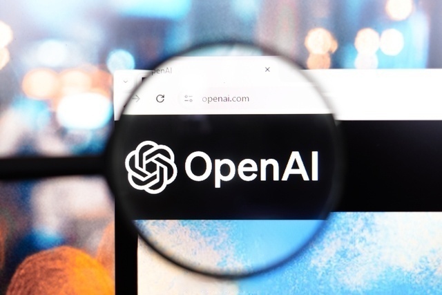 OpenAI为阿联酋企业用户推出免费数据驻留服务
